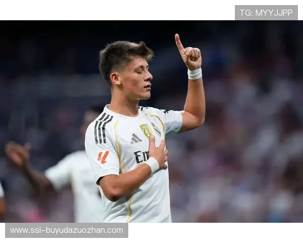 威尼修斯世界波破荒，皇马左路进攻重现锋芒